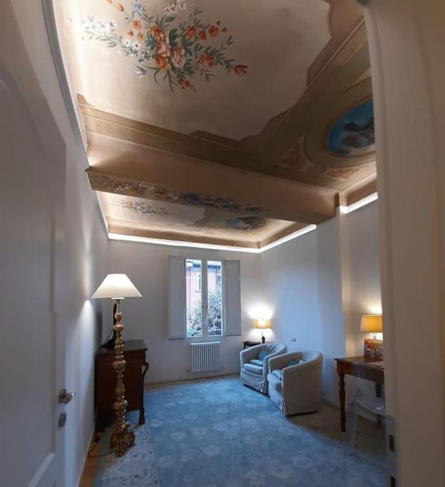 Charme In Righi Apartment Болоня Екстериор снимка