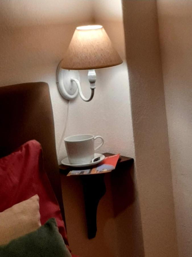 Charme In Righi Apartment Болоня Екстериор снимка